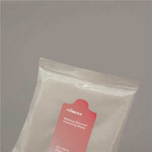 Micellar make up remover wipes